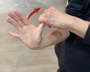 手のストレッチ